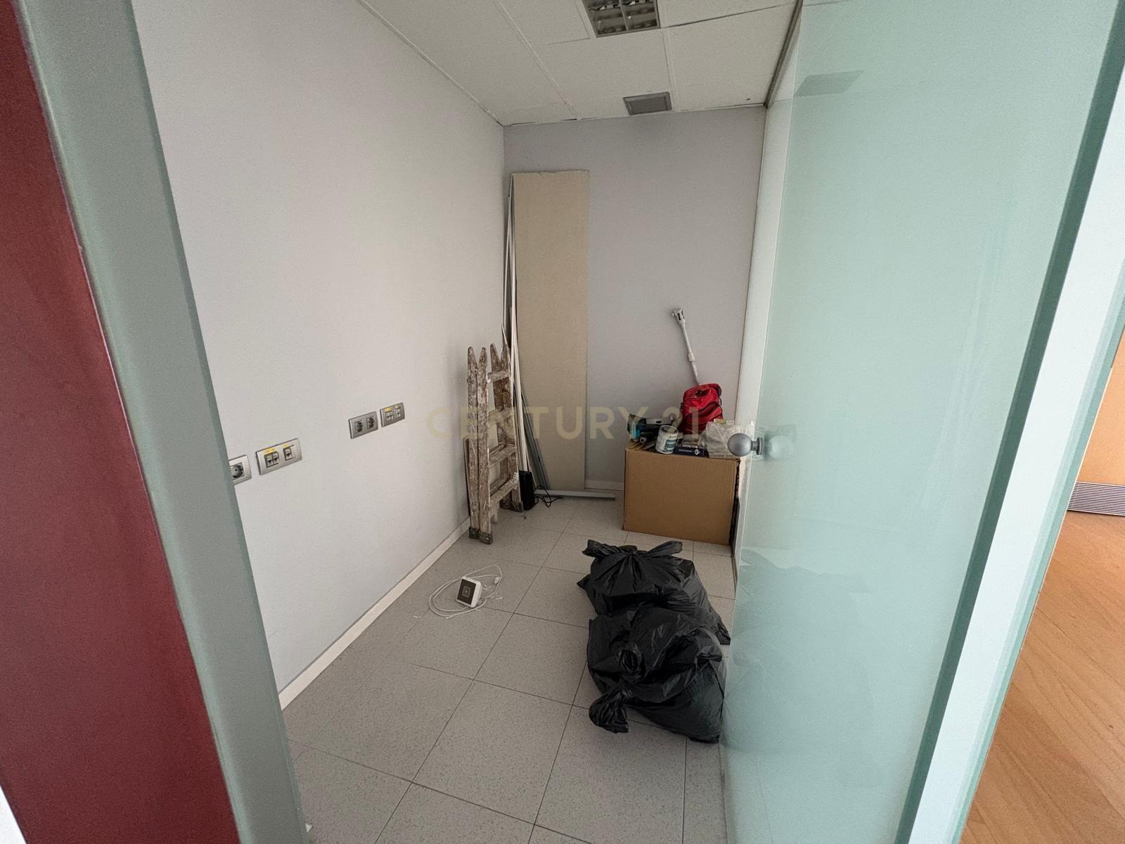  - Image 7